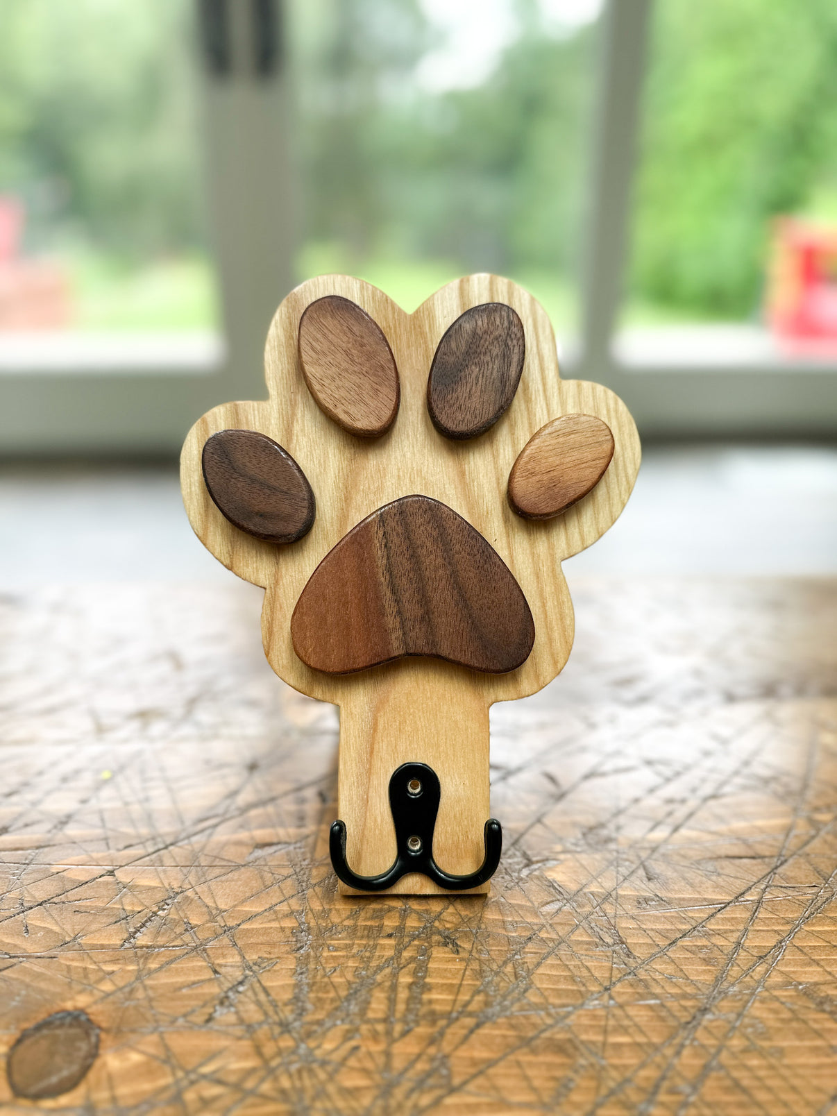 DIY Dog Paw Leash Holder (SVG, Lightburn, Illustrator, Print Download